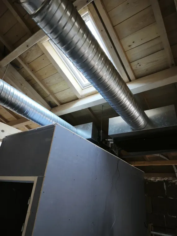 climatisation deco look industriel sur NICE, Nice, LES RÉVERSIBLES